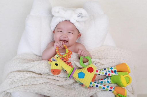 金坛宝宝的口欲期